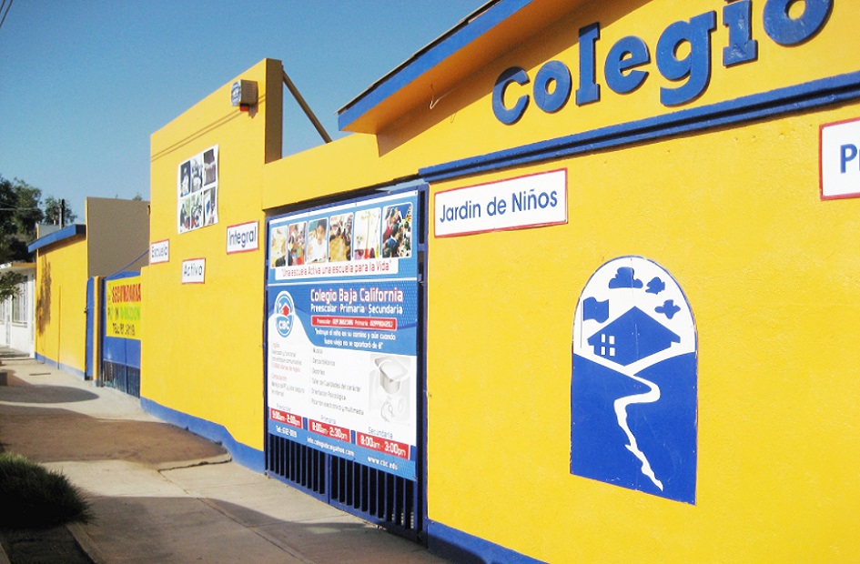 Colegio Baja California - Historia